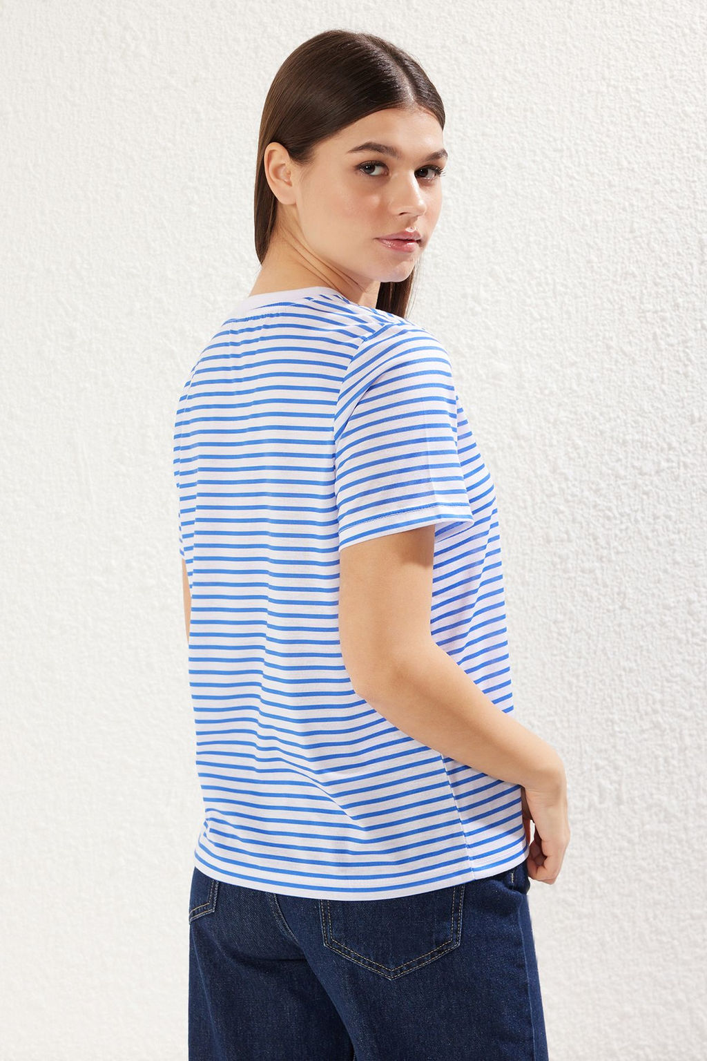 Saks Cizgili Basic Bisiket Yaka K?sa Kol Regular Kal?p Orme T-Shirt TWOSS21TS0904