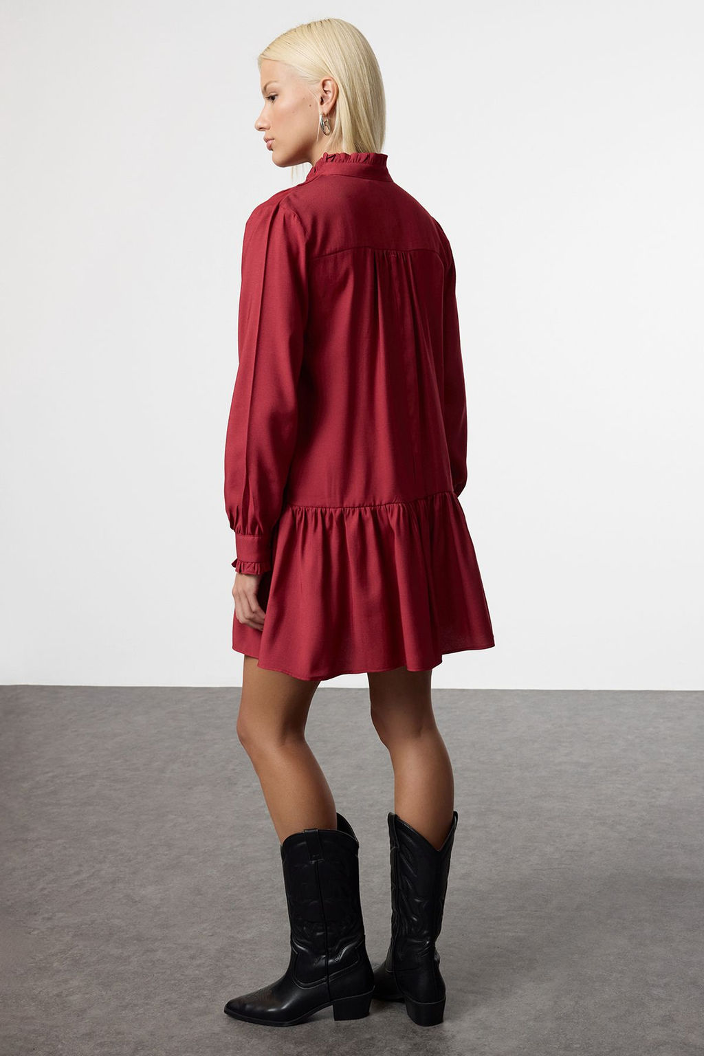 Bordo Shift/Duz Kesim V Yaka Etegi Volanl? Belmando Mini Dokuma Elbise TWOAW25EL00235