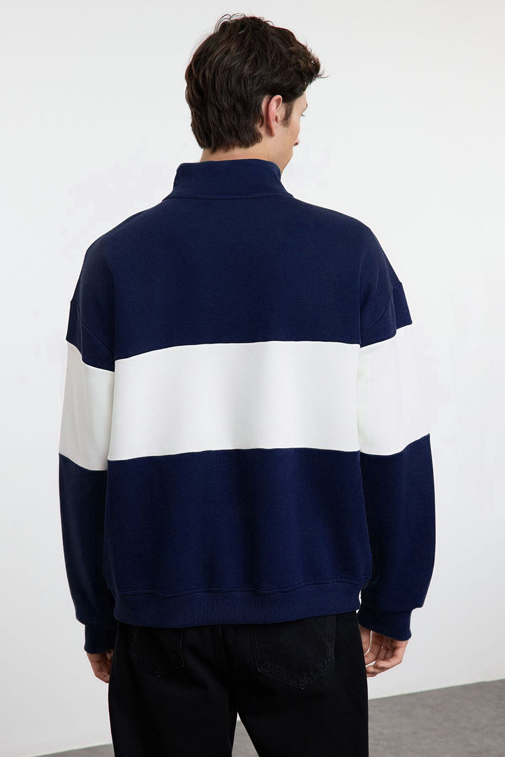 TRENDYOL MAN Zumrut Yesili Oversize/Genis City Bask?l? Renk Bloklu Dik Yaka Fermuarl? Sweatshirt TMNAW25SW00104 - Trendyolmilla фото 5