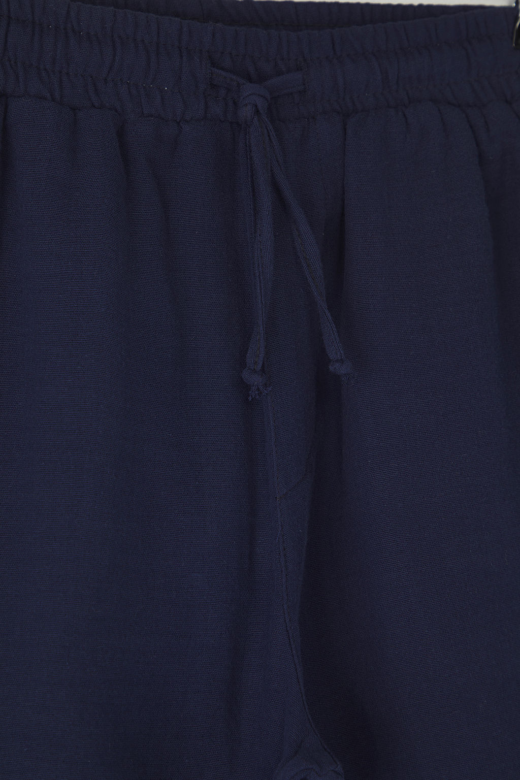 Lacivert Regular Fit Muslin Kumas Keten Gorunumlu %100 Pamuklu Sort TMNSS25SR00059 - Trendyolmilla фото 8