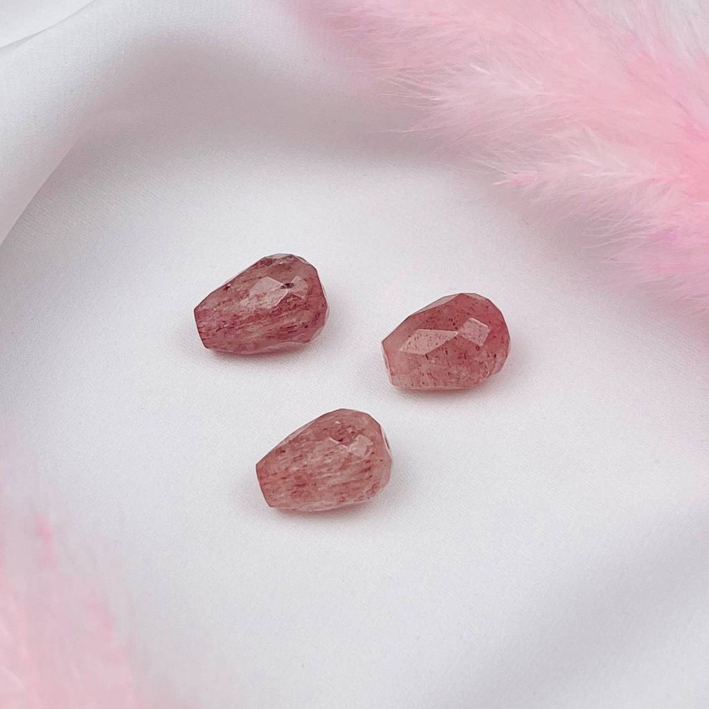 Бусины для украшений из Клубничного кварца (3 шт)
