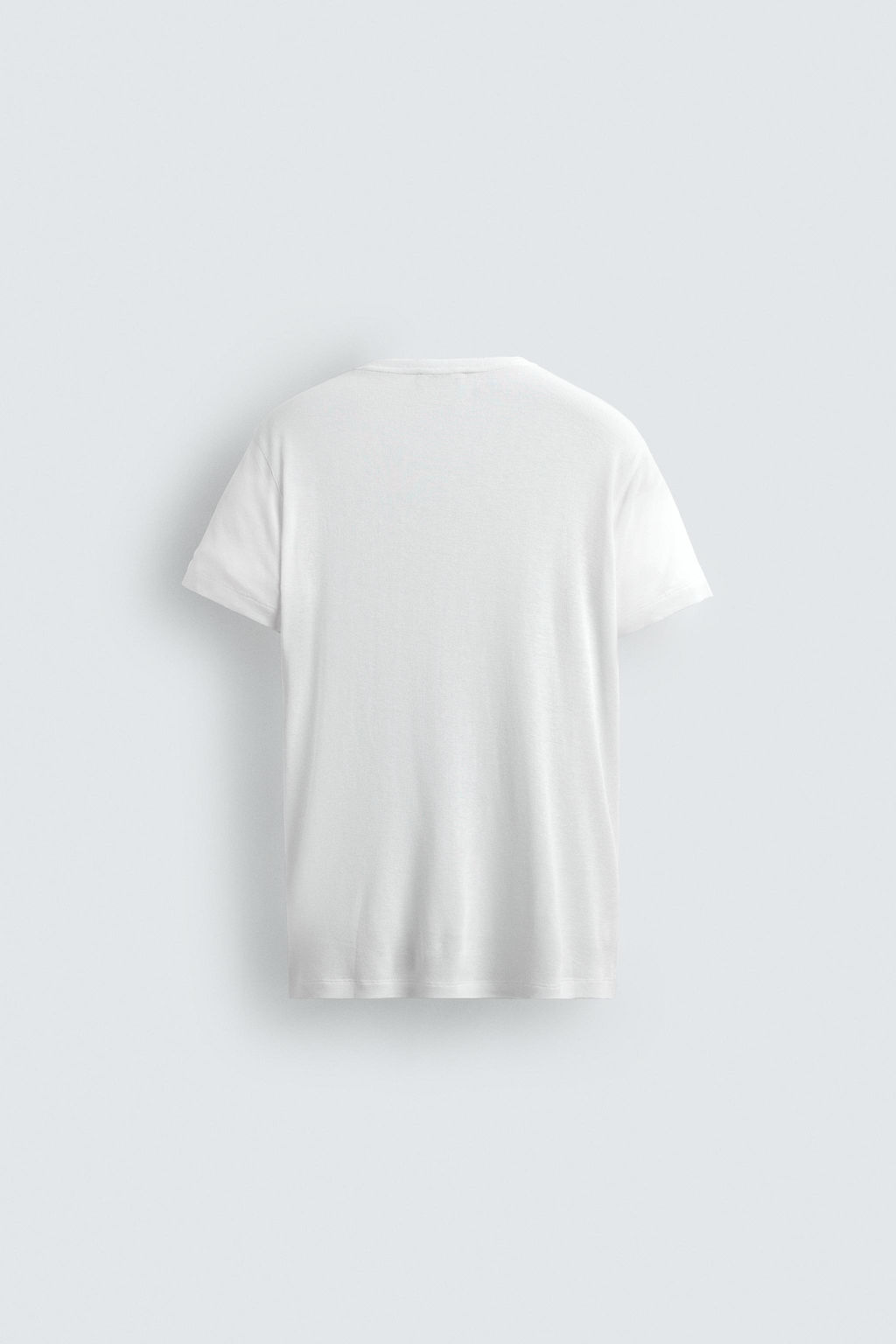 CAMISETA CUELLO PICO ESTRUCTURA VISCOSA / Blanco