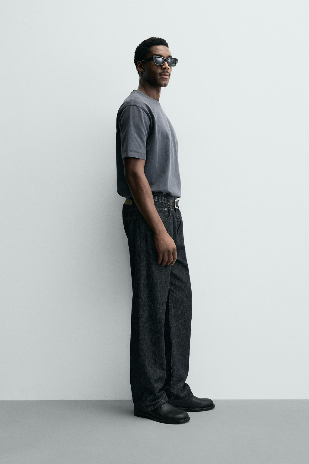 CAMISETA HEAVYWEIGHT MANGA CORTA ORIGINS / Gris antracita - Zara фото 4