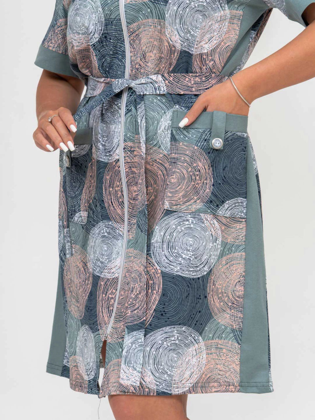 Халат женский, цвет зеленый