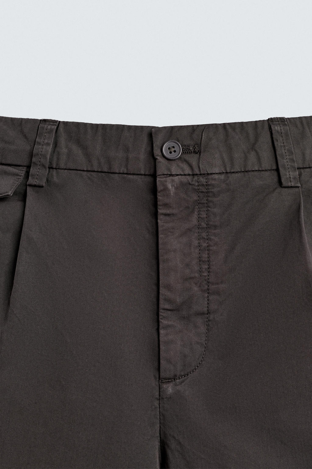 BERMUDA REGULAR FIT PLIEGUES / Marr?n
