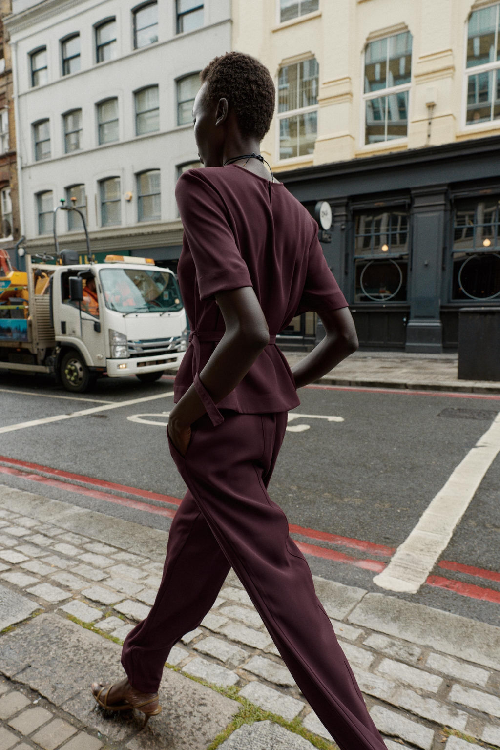 STRAIGHT-LEG SEAM TROUSERS - Zara фото 4