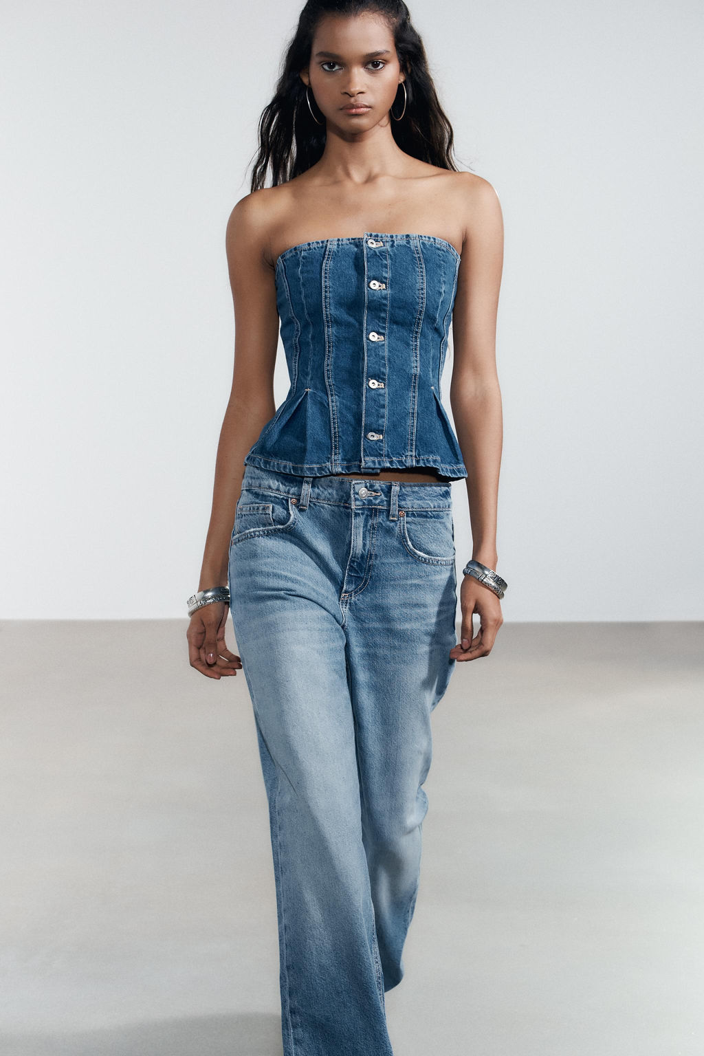 TRF MID-WAIST WIDE-LEG JEANS
