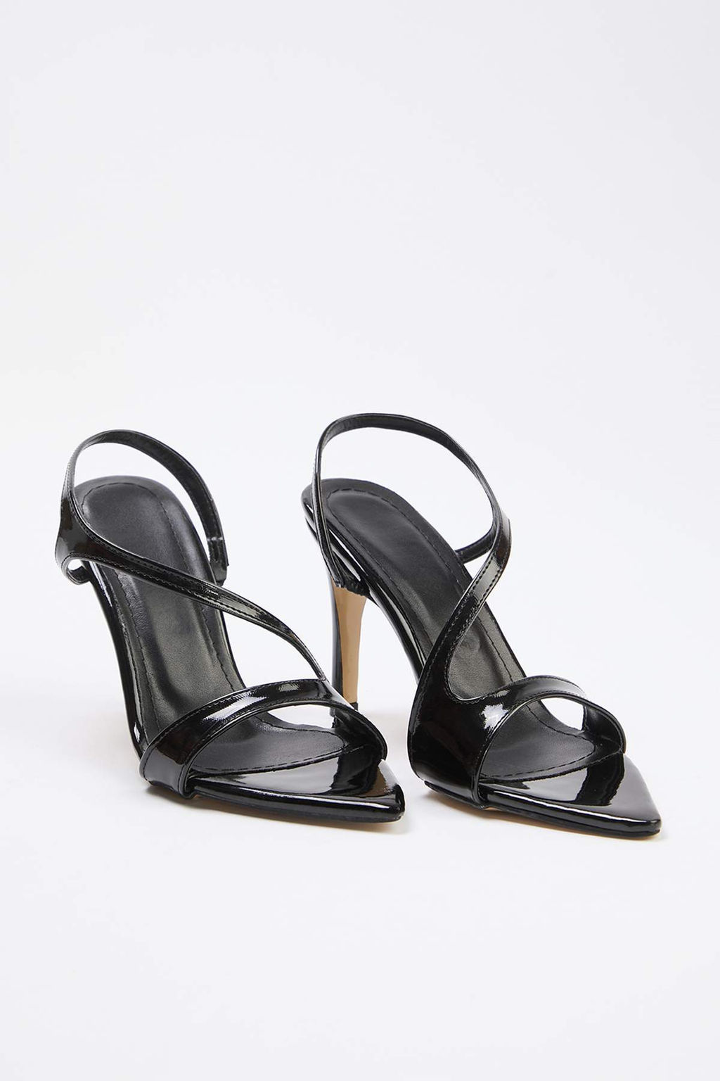 Siyah Rugan 8,5 cm Kad?n Klasik Topuklu Ayakkab? TAKSS26TO00001