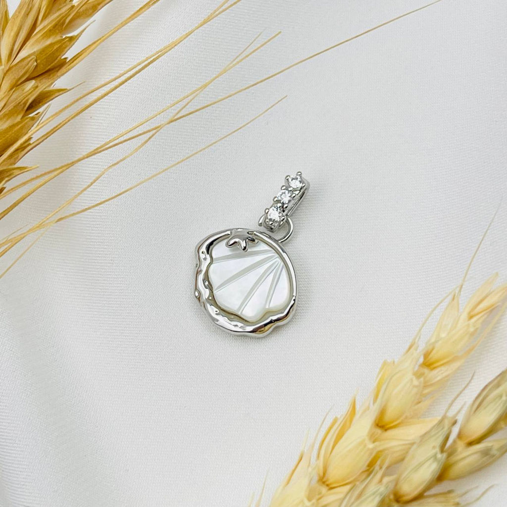 Подвеска перламутровая "Ракушка" (1 шт)