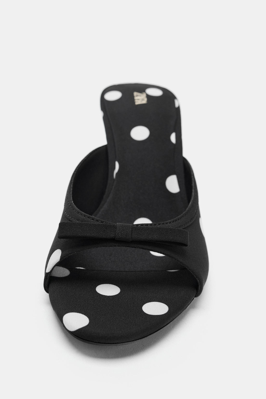 SANDALIA ESTAMPADA DETALLE LAZO / Negro - Zara фото 5