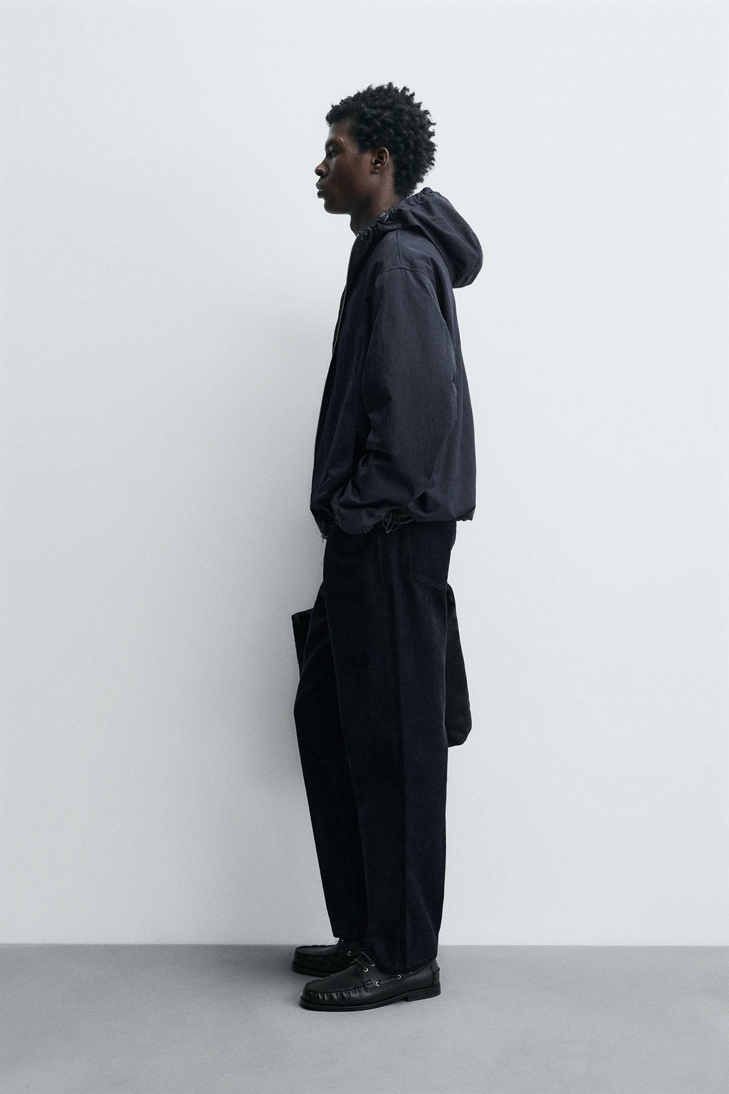 LIGHTWEIGHT TECHNICAL HOODED JACKET - Zara фото 4