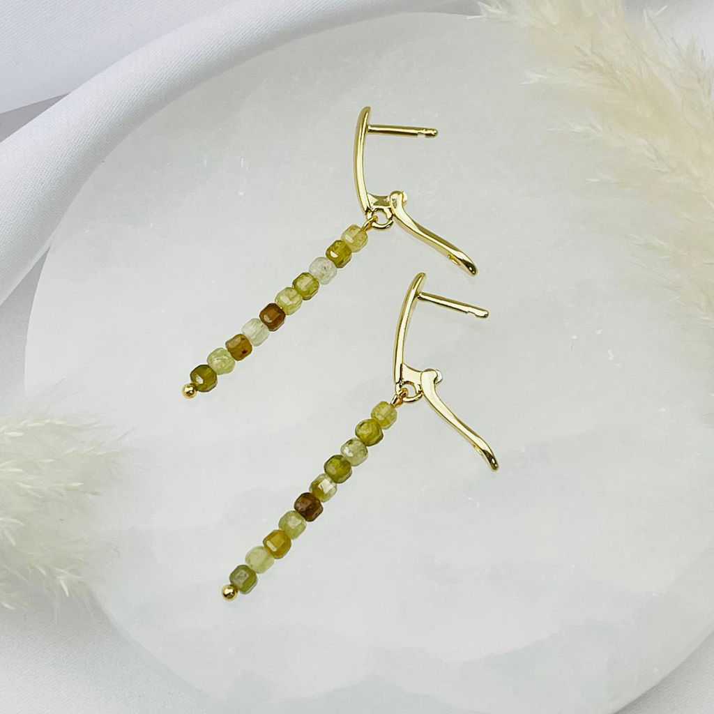 Серьги длинные из Граната "Гроссуляр"