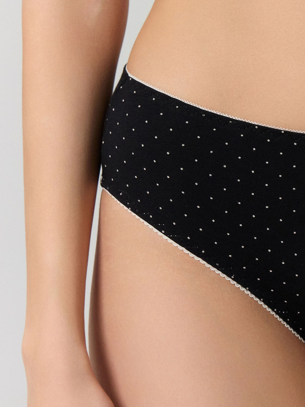 Цена за 2 штуки! ТРУСЫ ЖЕНСКИЕ