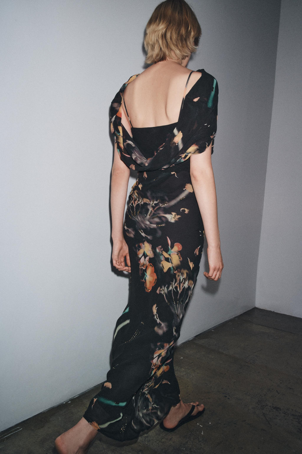 BEADED PRINTED CAPE DRESS - Zara фото 3