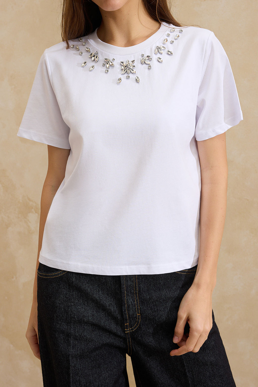 Beyaz Regular/Normal Kal?p Aksesuar Detayl? Tok %100 Pamuk Orme T-Shirt TWOSS26TS00007