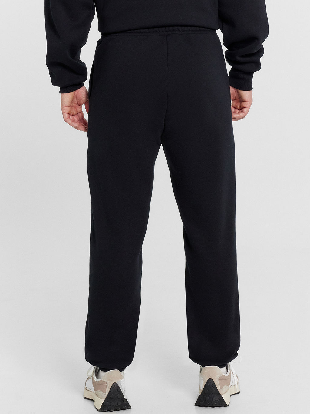 Комплект мужской черный (свитшот, брюки) черный 191021 - Mark formelle фото 6
