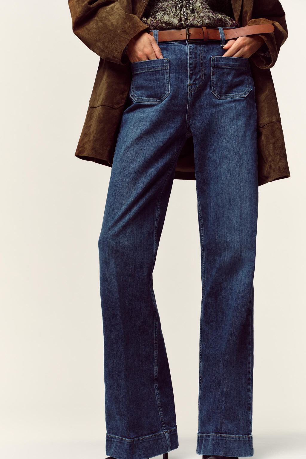 Z1975 HIGH-WAIST FLARE BELTED JEANS - Zara фото 2