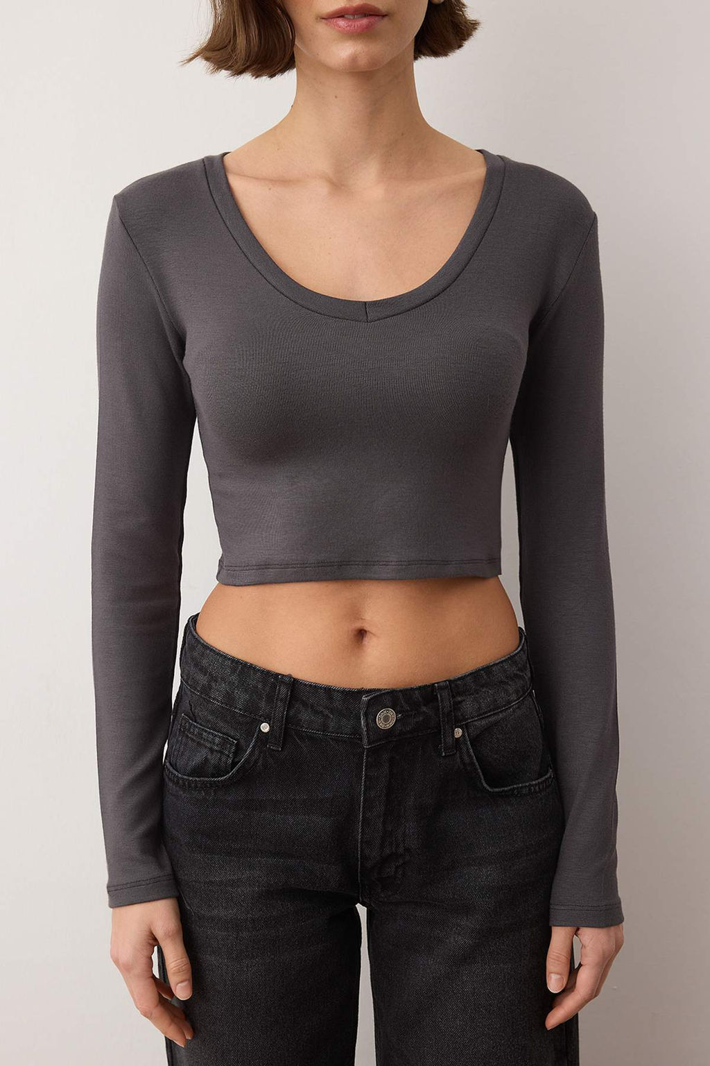 Trendyolmilla Siyah-Ekru 2li Paket Fitted/Vucuda Oturan Orme Bluz TWOAW25BZ00306 фото 11