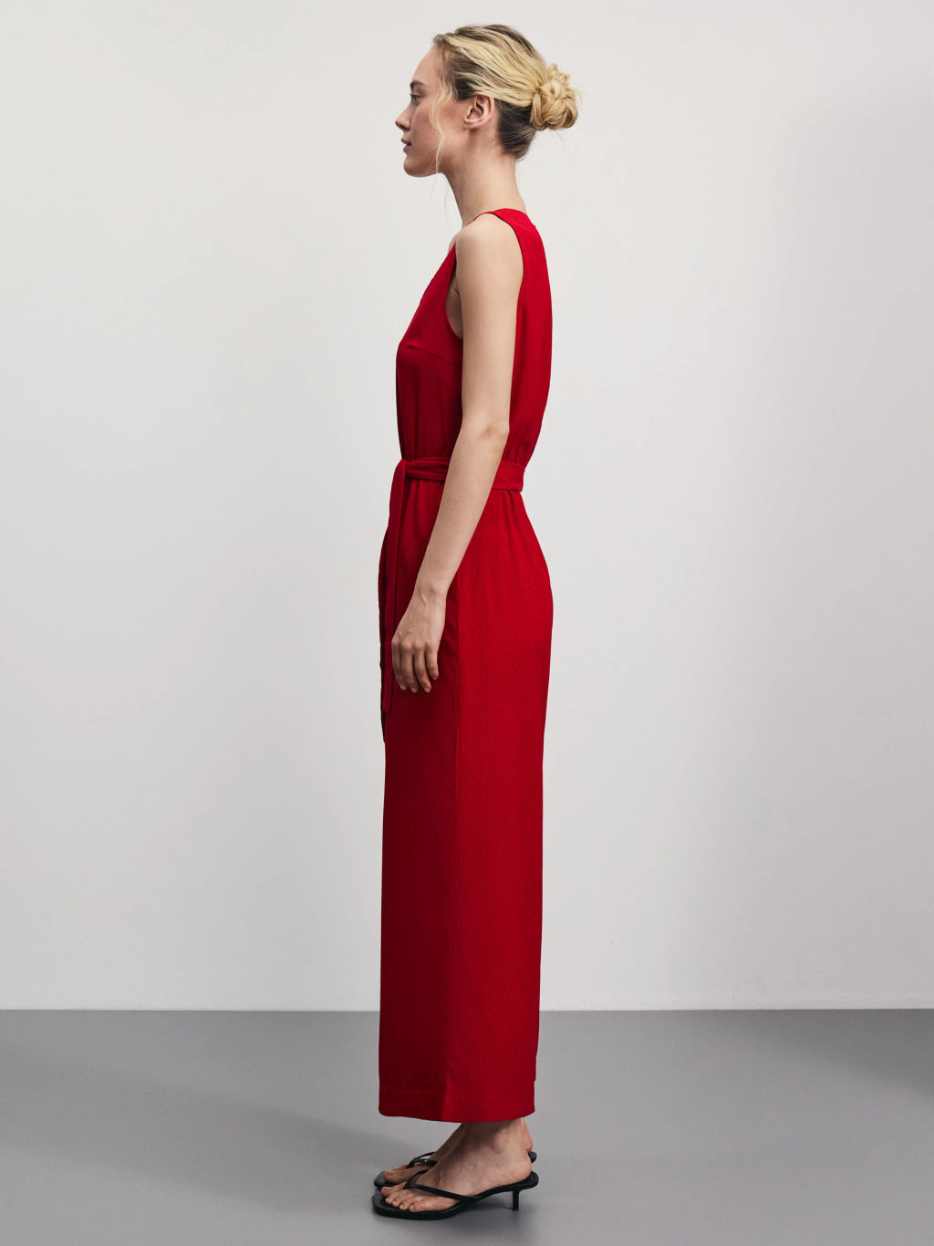 Комбинезон из фактурной ткани / Zarina  фото 3