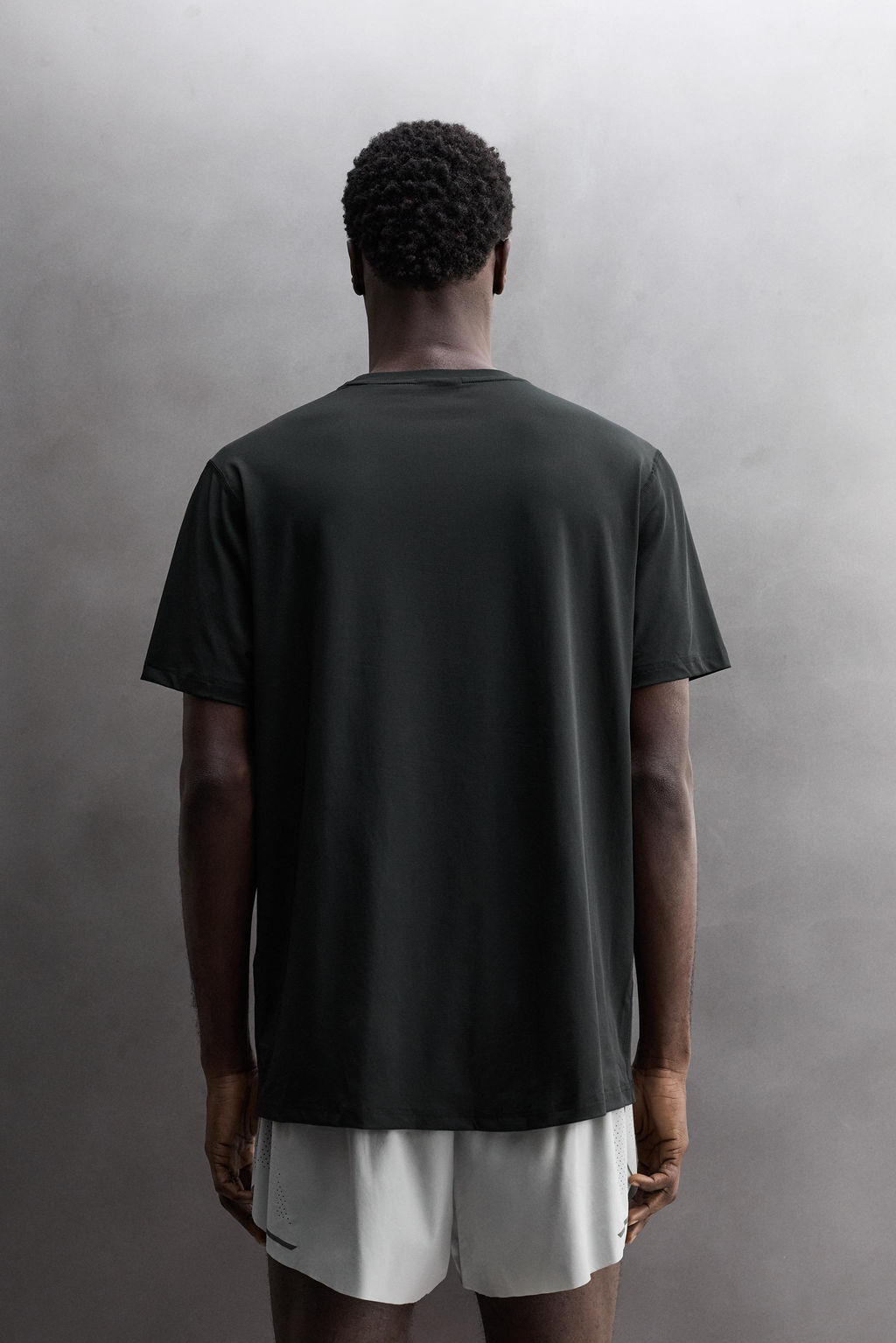 BASIC TRAINING T-SHIRT - Zara фото 35