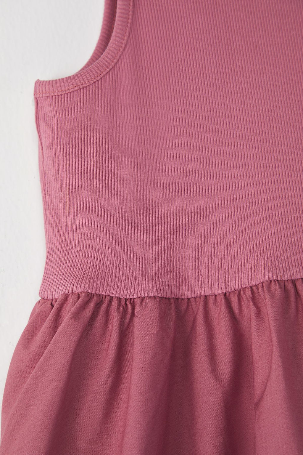 Gul Kurusu K?z Cocuk Pamuklu Basic Kolsuz Balon Etekli Mini Bayraml?k Orme Elbise TKDSS25EL00067 - Trendyolmilla фото 2