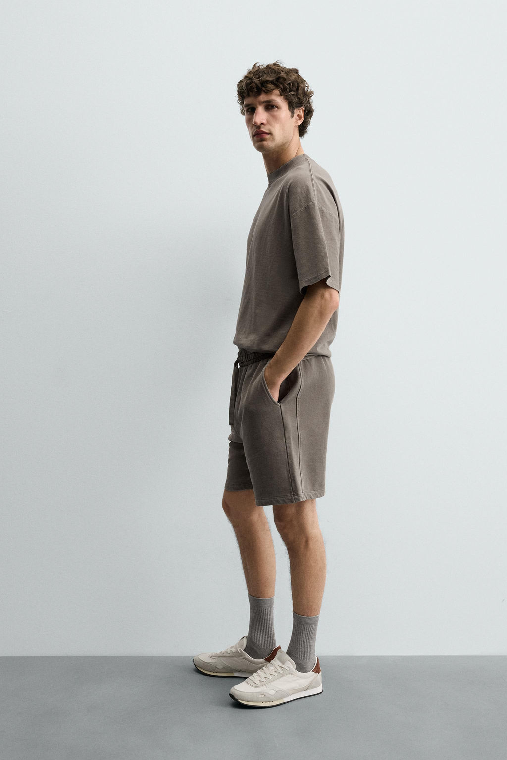 CAMISETA B?SICA LAVADA / Gris - Zara фото 13