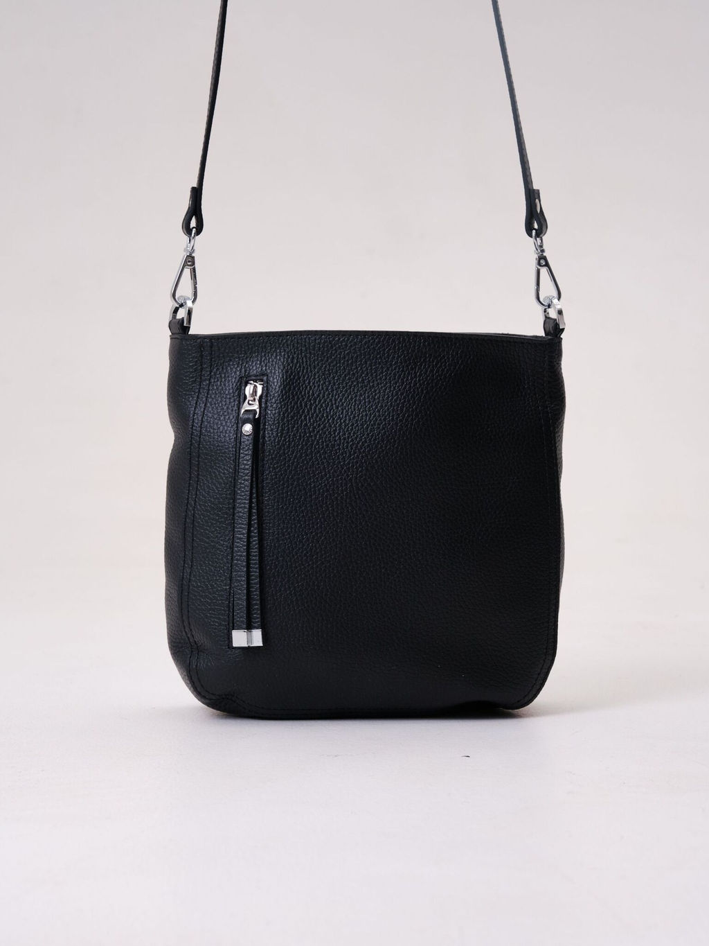 Сумка кожаная кросс-боди Deboro 3410 черный