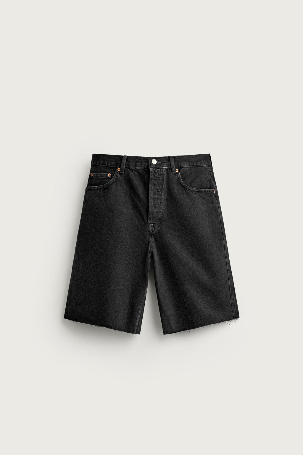 BERMUDA DENIM STRAIGHT FIT / Negro - Zara фото 6