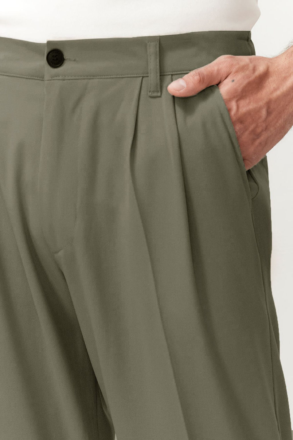 Haki Pileli Klasik Baggy Fit Kumas Pantolon TMNSS24PL00024