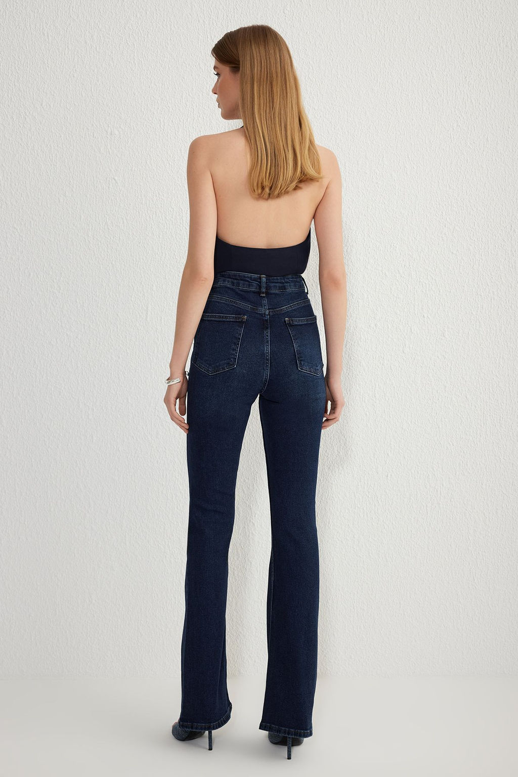 TRENDYOLMILLA Koyu Mavi Yuksek Bel Flare Jeans TWOSS25JE00109  фото 5