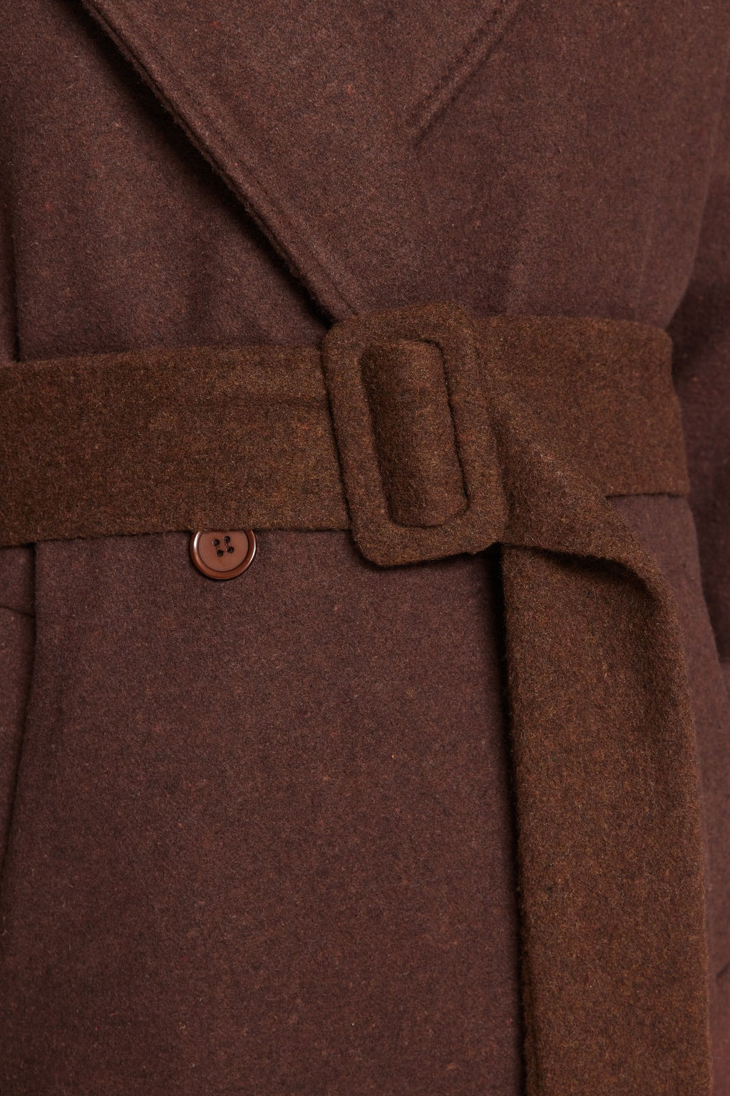 Trendyolmilla Koyu Kahverengi Oversize Genis Kesim Kemerli Uzun Yunlu Kase Kaban TWOAW22KB0015  фото 12