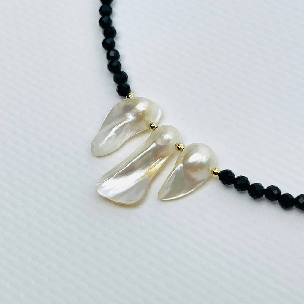 Колье из черной Шпинели и Жемчуга 45 см +