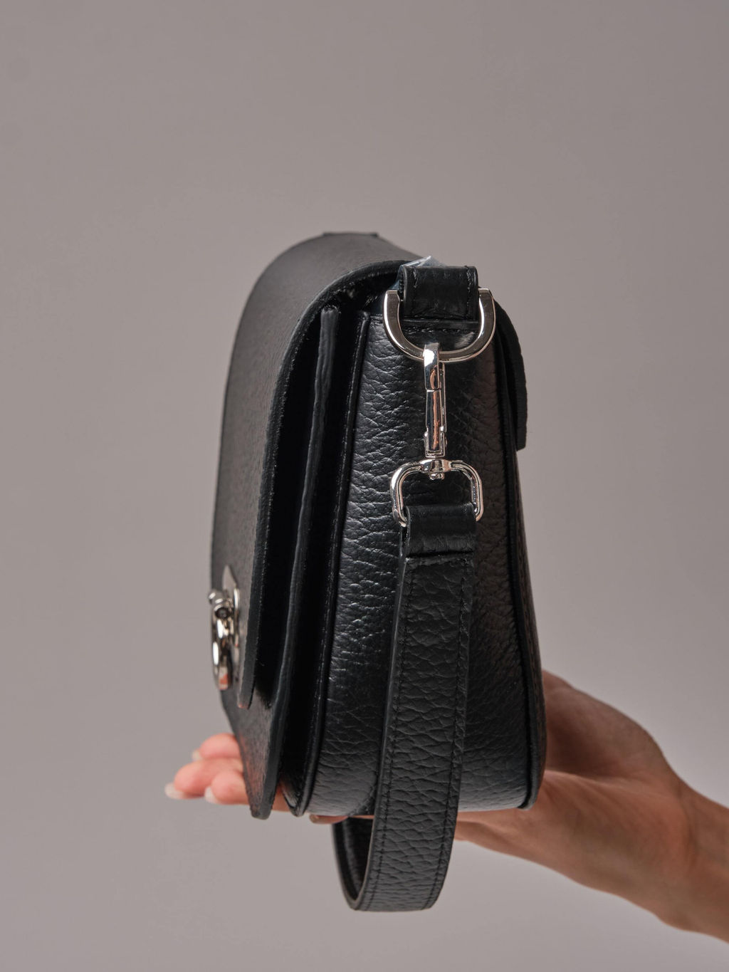 Сумка кожаная Azaro 30741 черный соло