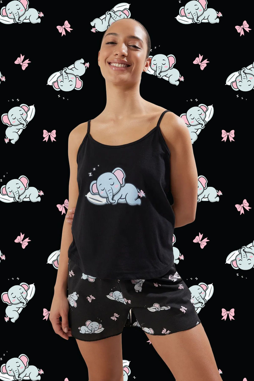 Trendyolmilla Siyah %100 Pamuklu Fil Desenli Kurdele/Fiyonklu Sortlu Orme Pijama Tak?m? THMSS25PT00170