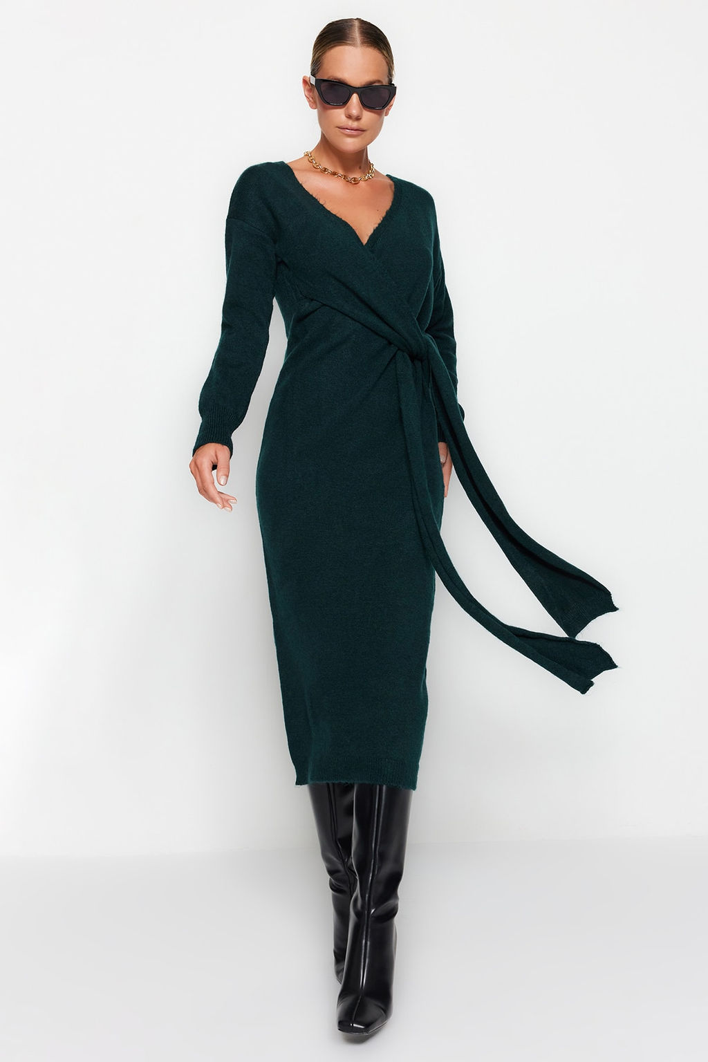 Zumrut Yesili Yumusak Dokulu Midi Triko Kruvaze Yaka Baglamal? Elbise TWOAW21EL0260