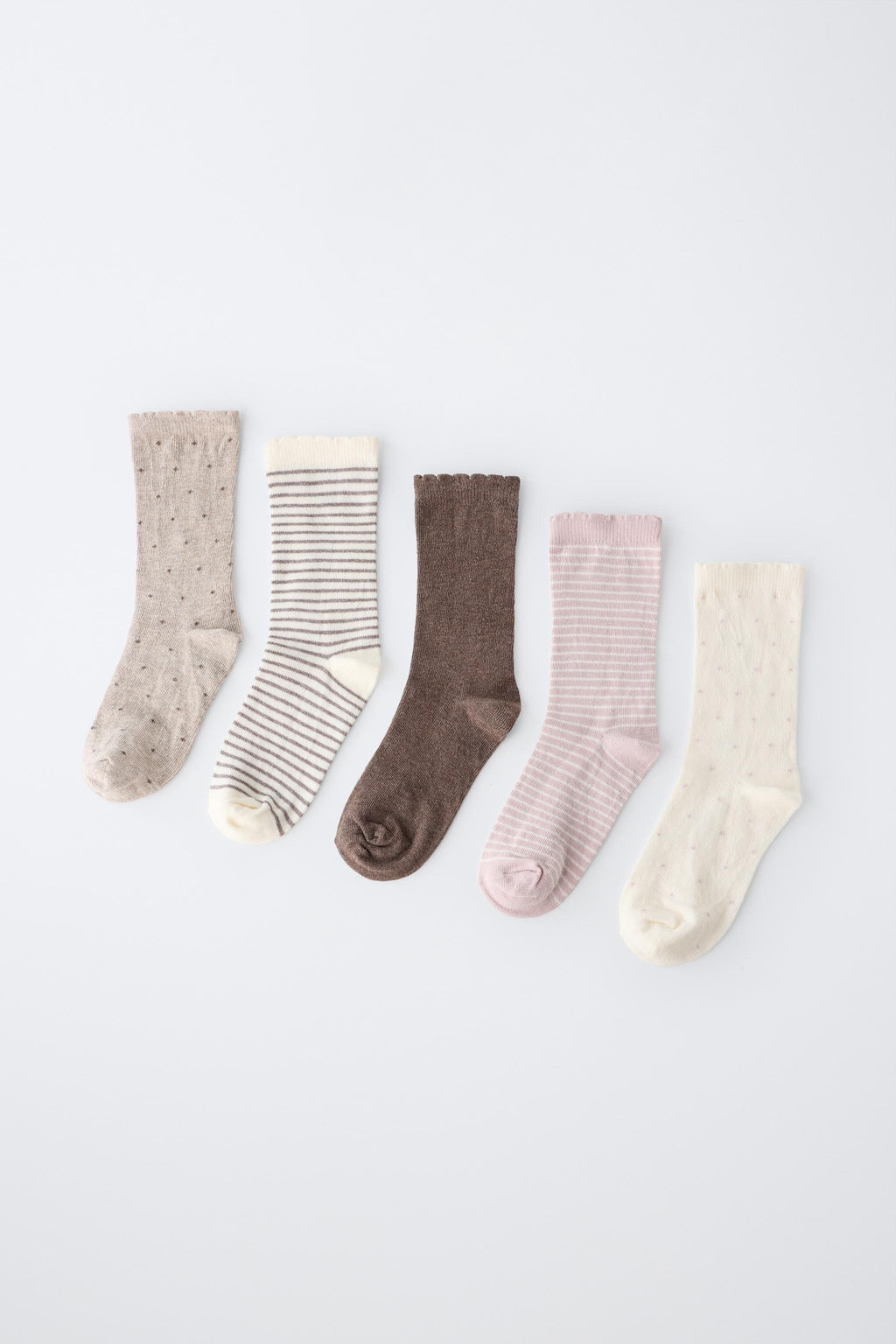 PACK CINCO CALCETINES LARGOS TOPOS Y RAYAS / Tostado - Zara фото 4