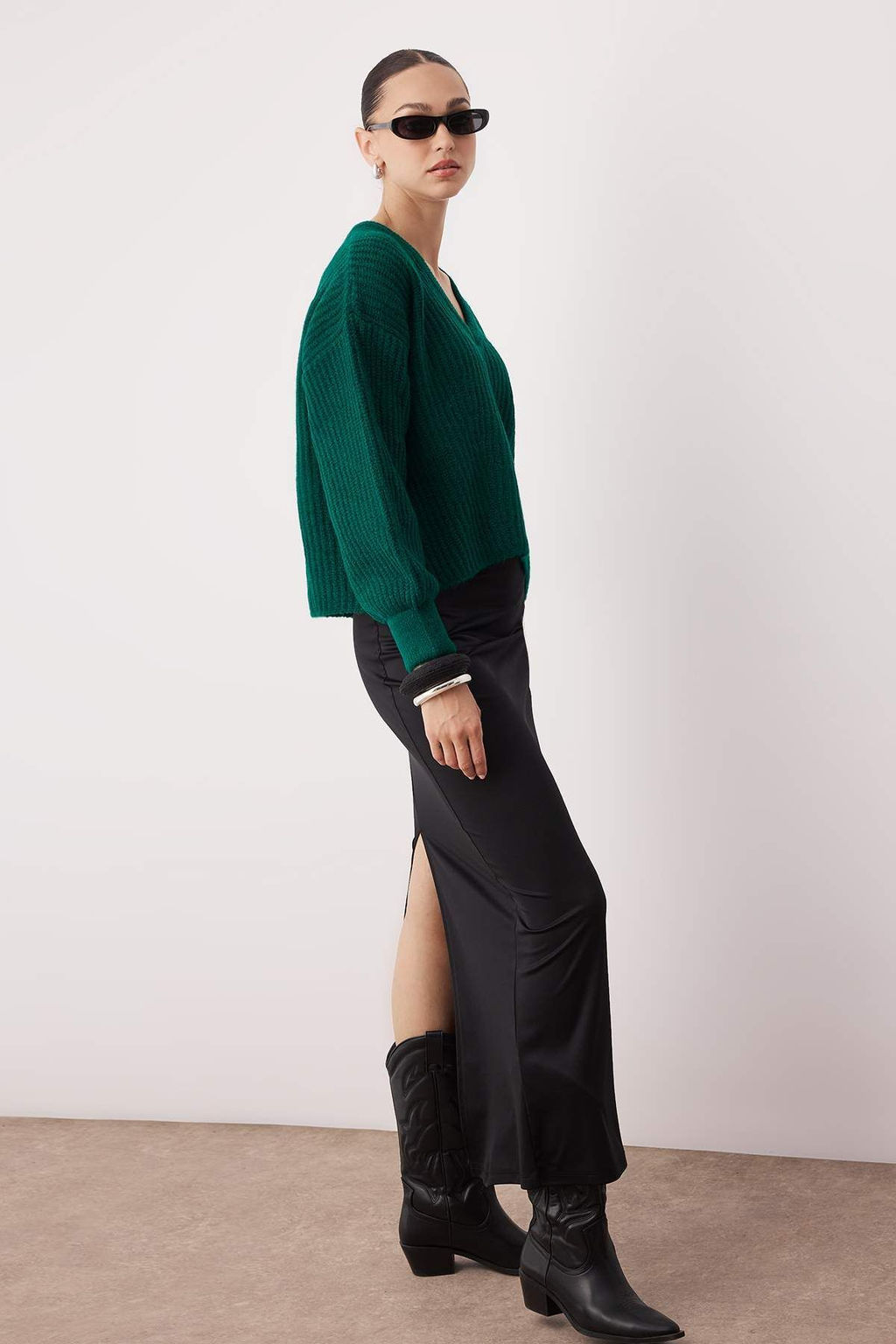 Gri Yumusak Dokulu Genis Kal?p Basic Triko Kazak TWOAW26KZ00092 - Trendyolmilla фото 6