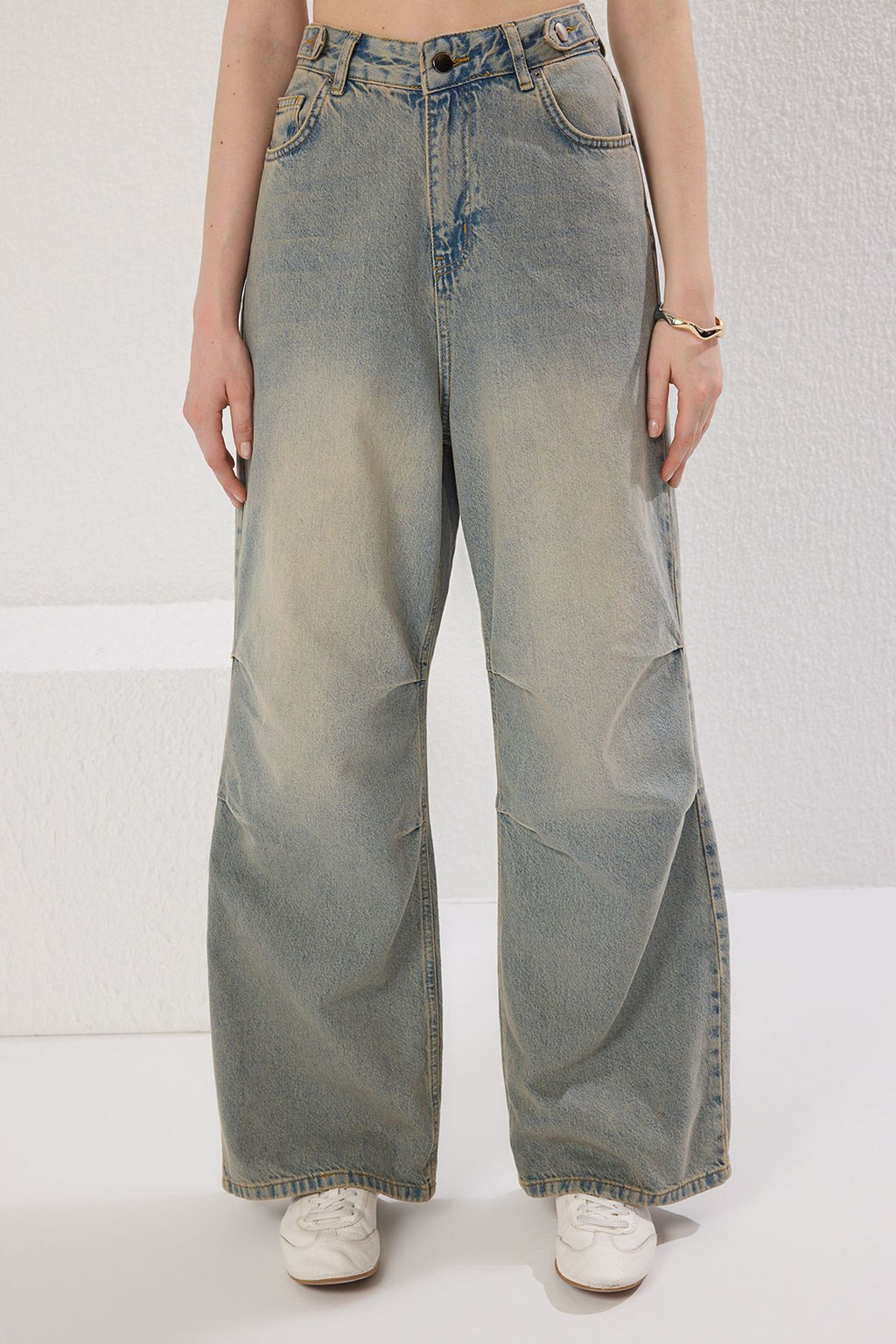 Mavi Dikis Detayl? Soluk Efekt Yuksek Bel Loose Baggy Jeans TWOSS25JE00184 - Trendyolmilla фото 4