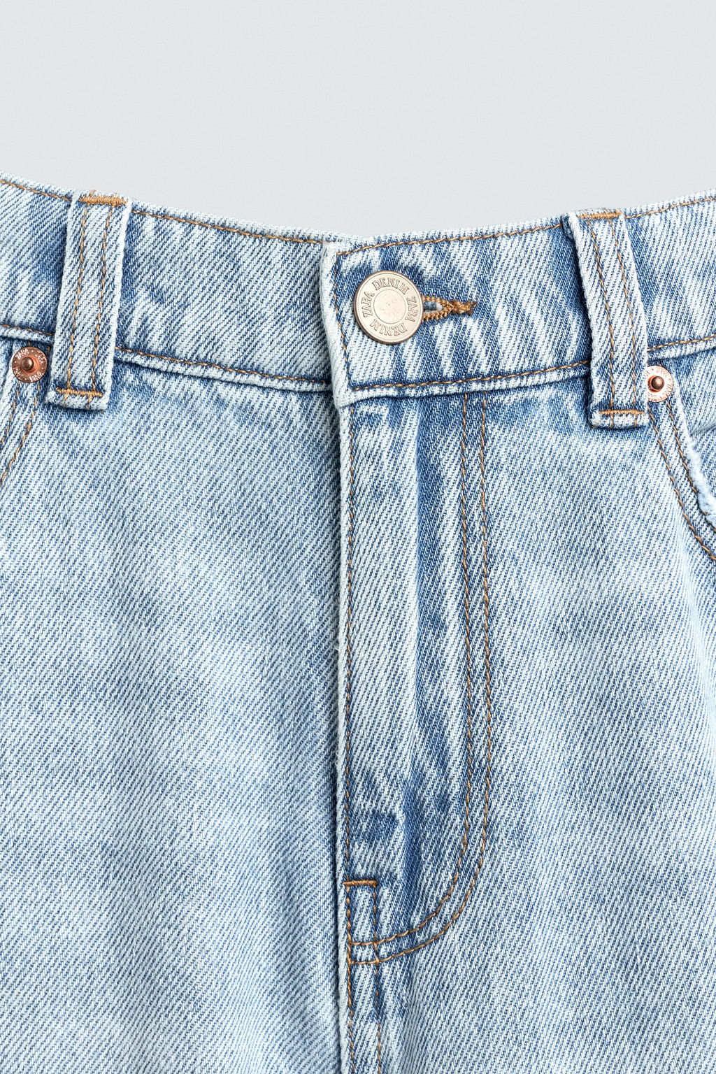 LOOSE FIT JEANS WITH MICKEY SILHOUETTE PATCH HARRY LAMBERT FOR ZARA X DISNEY  фото 3
