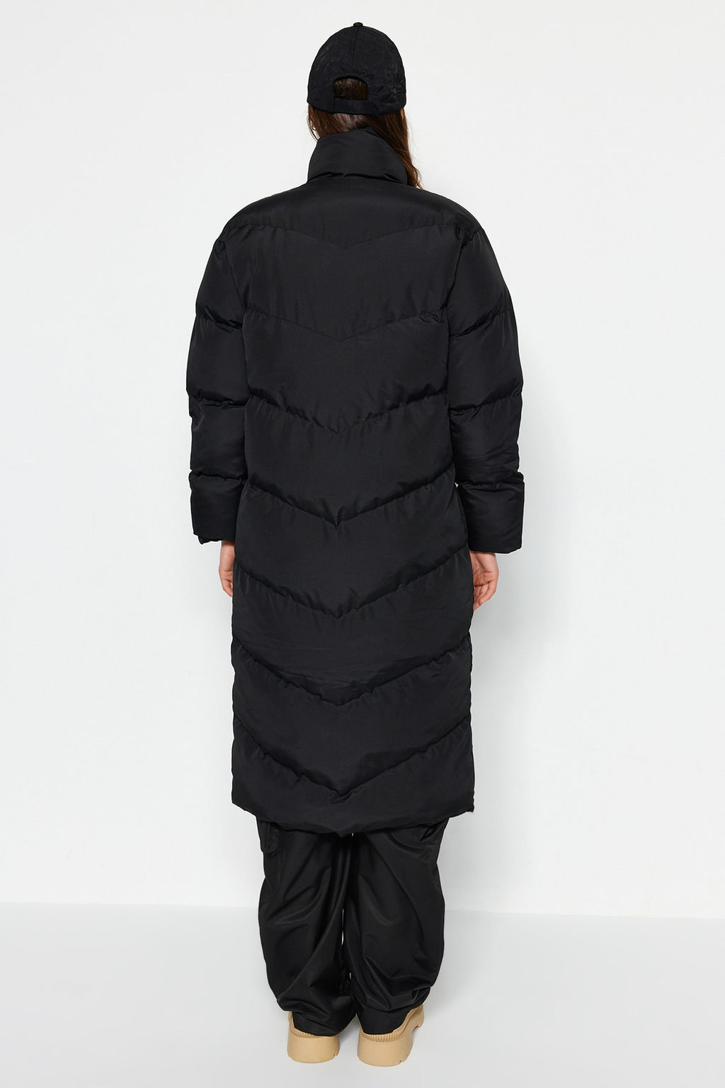 TRENDYOLMILLA Bej Regular Yandan Fermuar Detayl? Su Itici Uzun Sisme Mont TWOAW24MO00049 фото 6