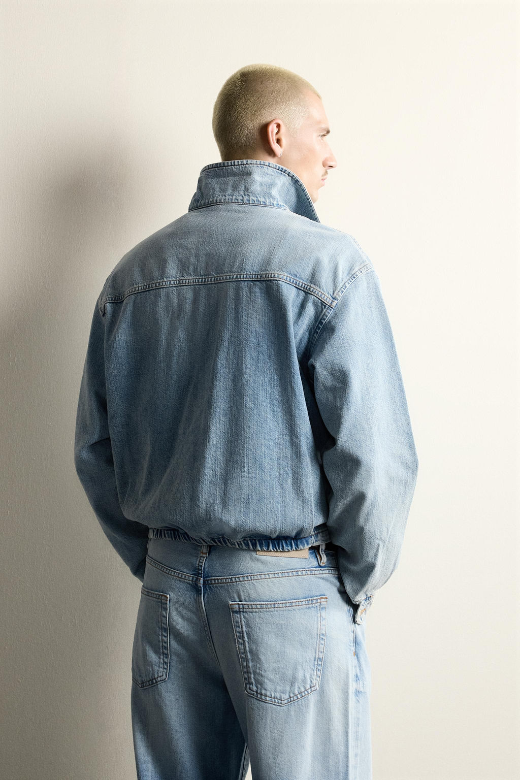 CAZADORA DENIM LAVADO CREMALLERA / Azul claro - Zara фото 3