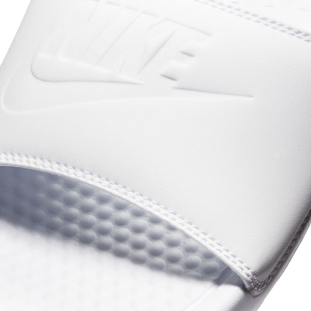 Пантолеты женские