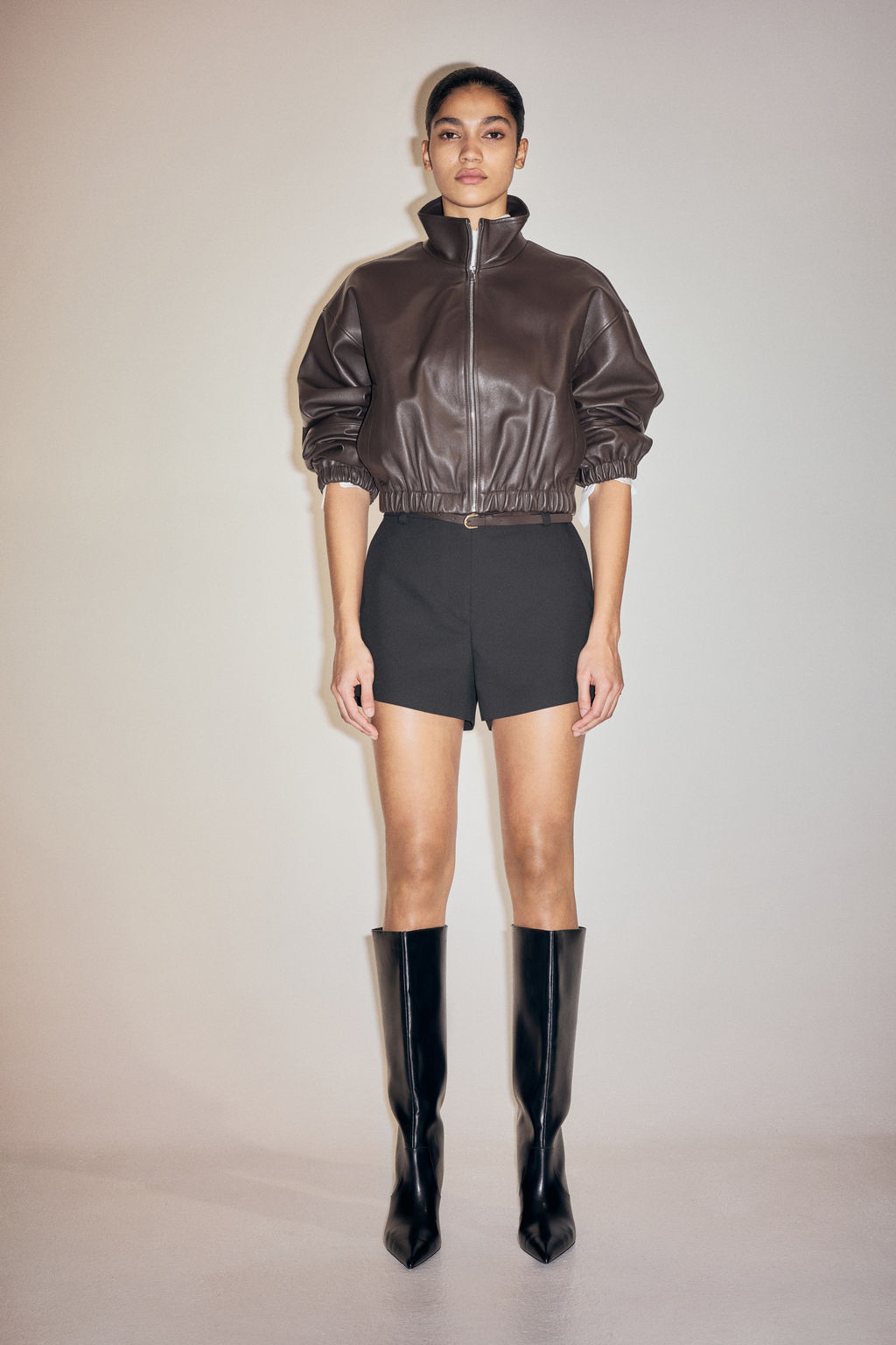Pantal?n corto con cintur?n - H&m фото 3