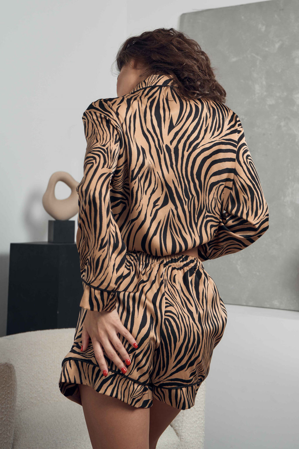 0-1171 БЕЛАЯ - Karolina фото 9