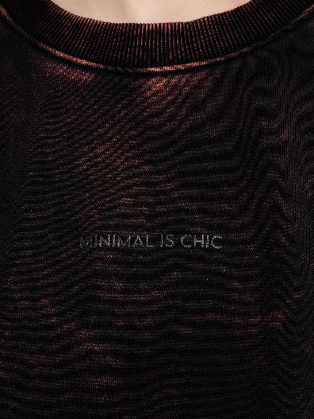 Джемпер женский в черном цвете с оригинальным принтом черная варка +печать 302743 - Mark formelle фото 7