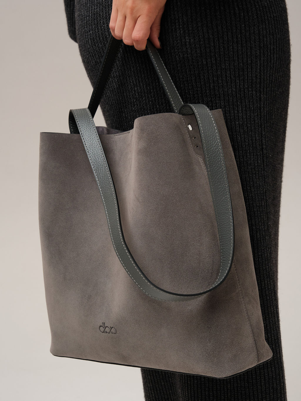 Замшевая сумка шоппер Olga DBR 30948 серый замок  фото 6