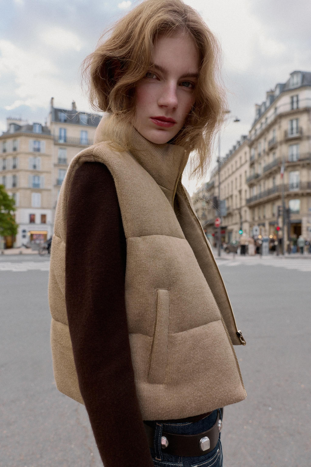 SHORT KNITTED PUFFER GILET - Zara фото 7