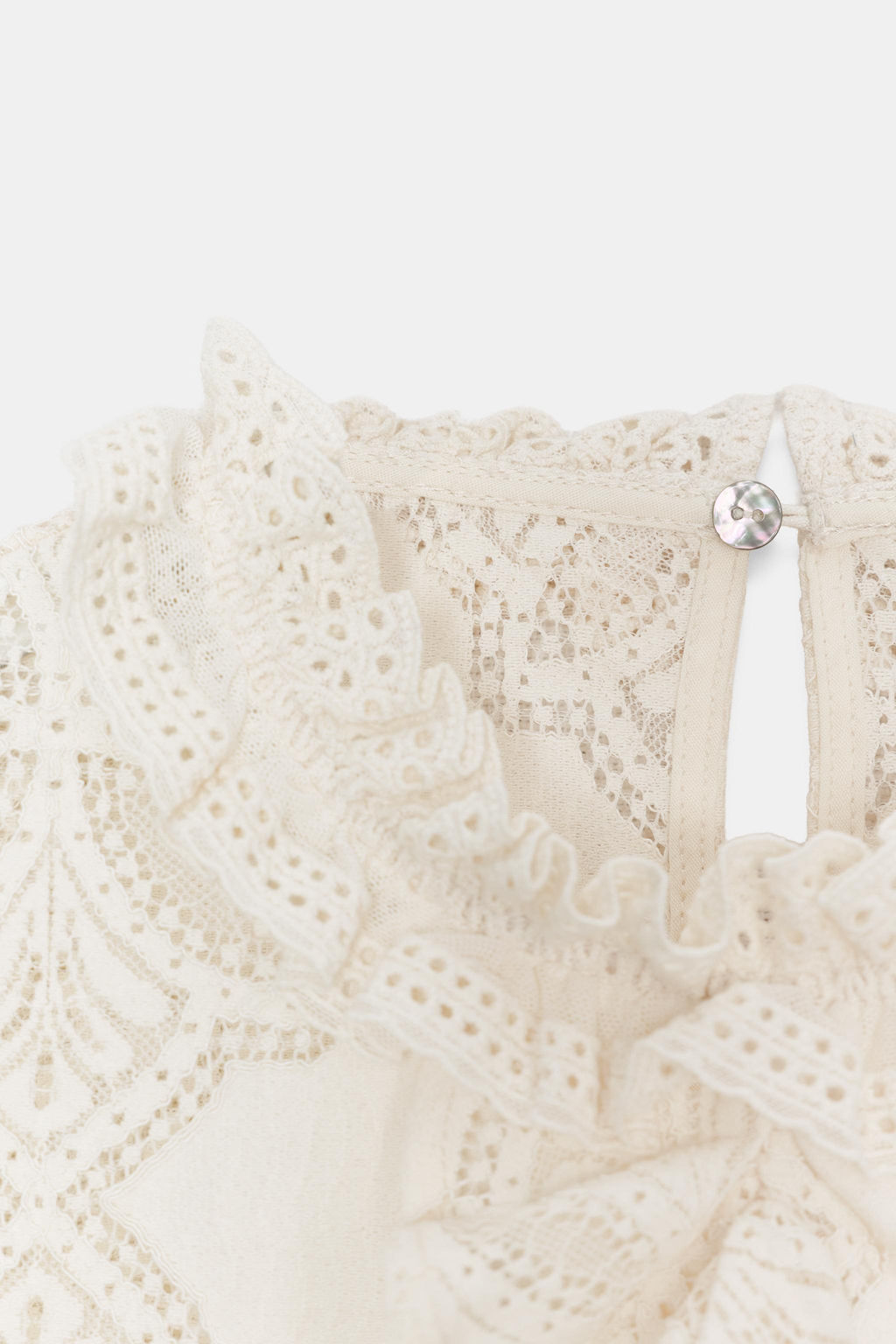 ROMANTIC RUFFLED BLOUSE - Zara фото 3