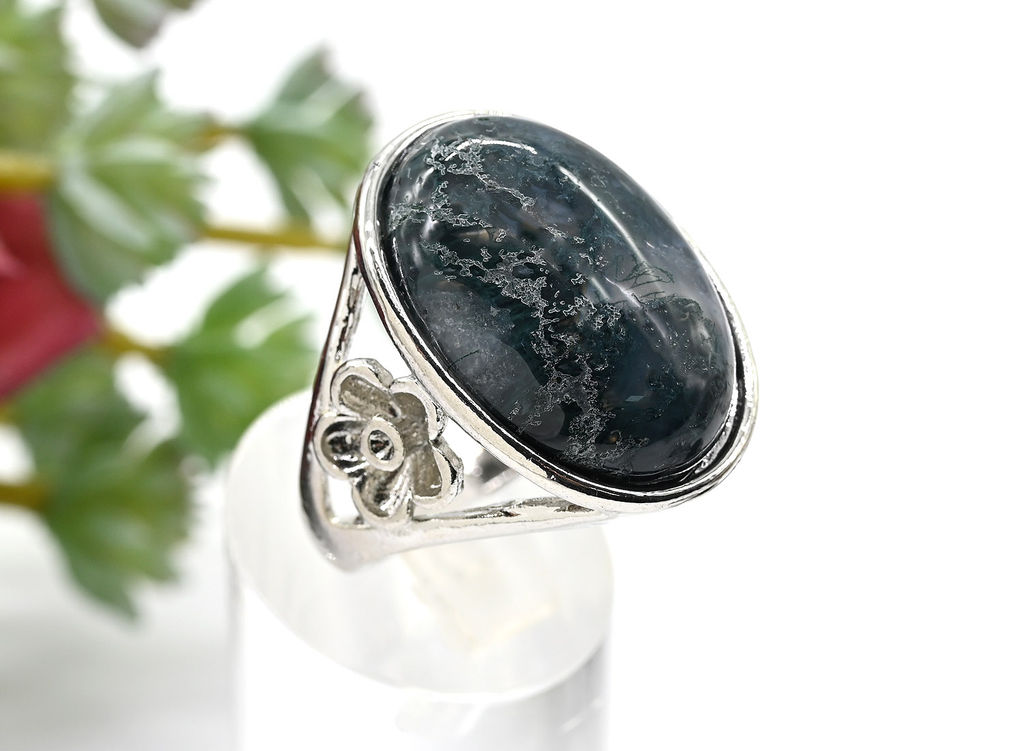 Крупное кольцо с агатом индийским 21*28мм цв.зеленый Радуга камня