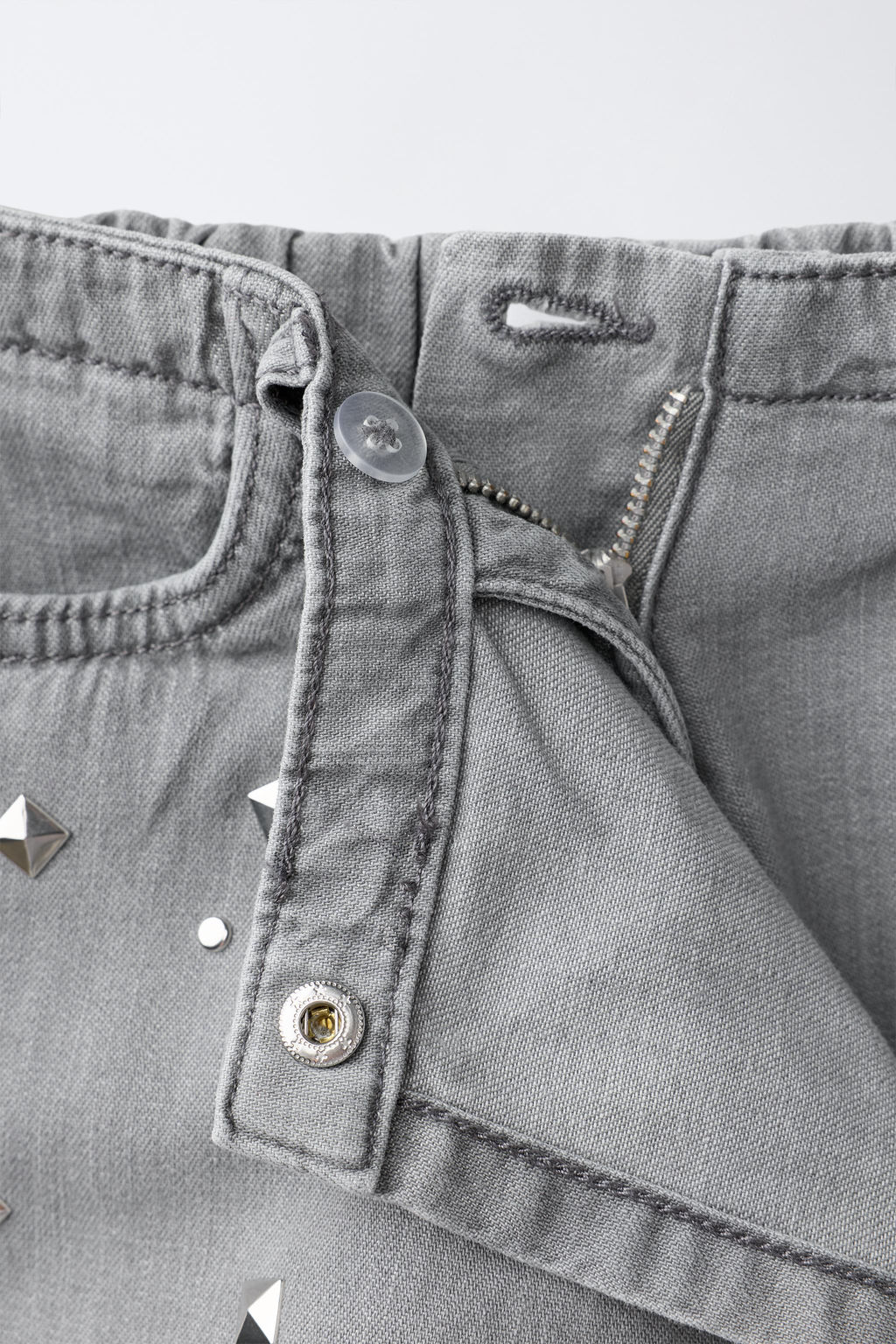 FALDA BERMUDA DENIM TACHAS / Gris - Zara фото 3